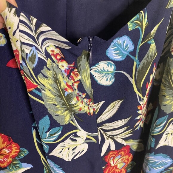 Forever 21 Romper Shorts Women Small Blue Floral Tropical Sleeveless Open Back - Picture 7 of 10